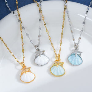 Seashell Starfish Necklace - Ocean-Inspired Elegance
