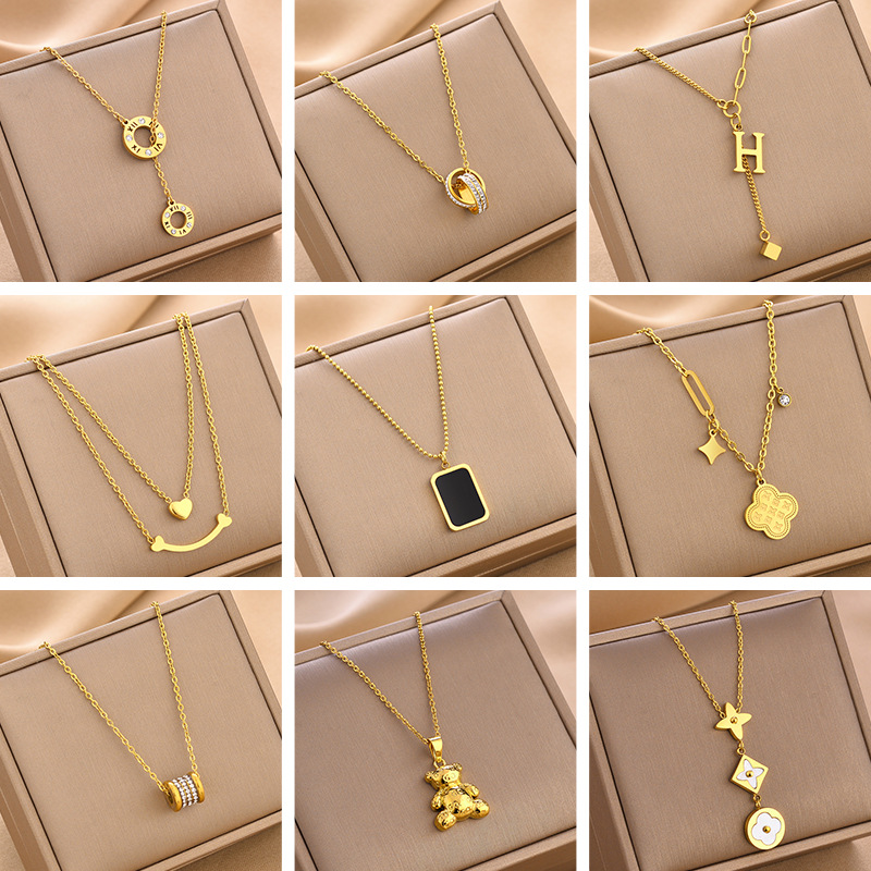 Minimalist Gold Necklaces